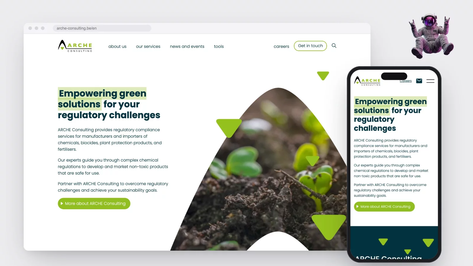 De homepage van arche-consulting.be in een browservenster, met de groene driehoeken van het merk, naast dezelfde pagina op een gsm